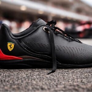Puma Ferrari Black Youth Boys Shoes Size 7